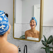 dock and bay gift box hair wrap & makeup remover