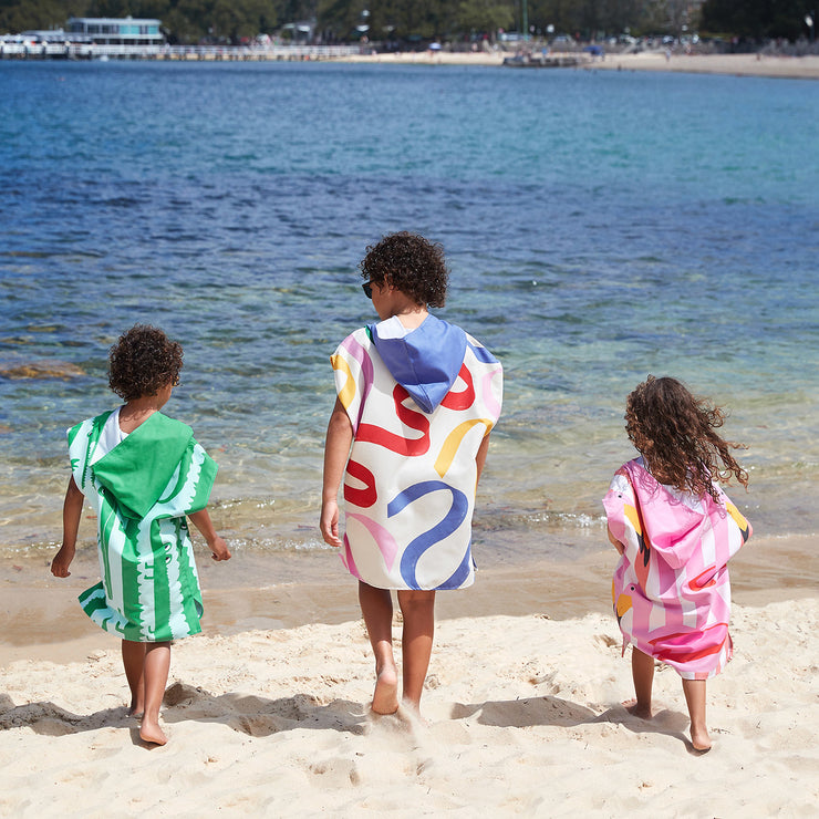 dock and bay poncho kids