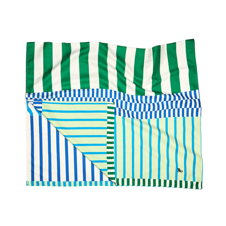 dock and bay towels beach