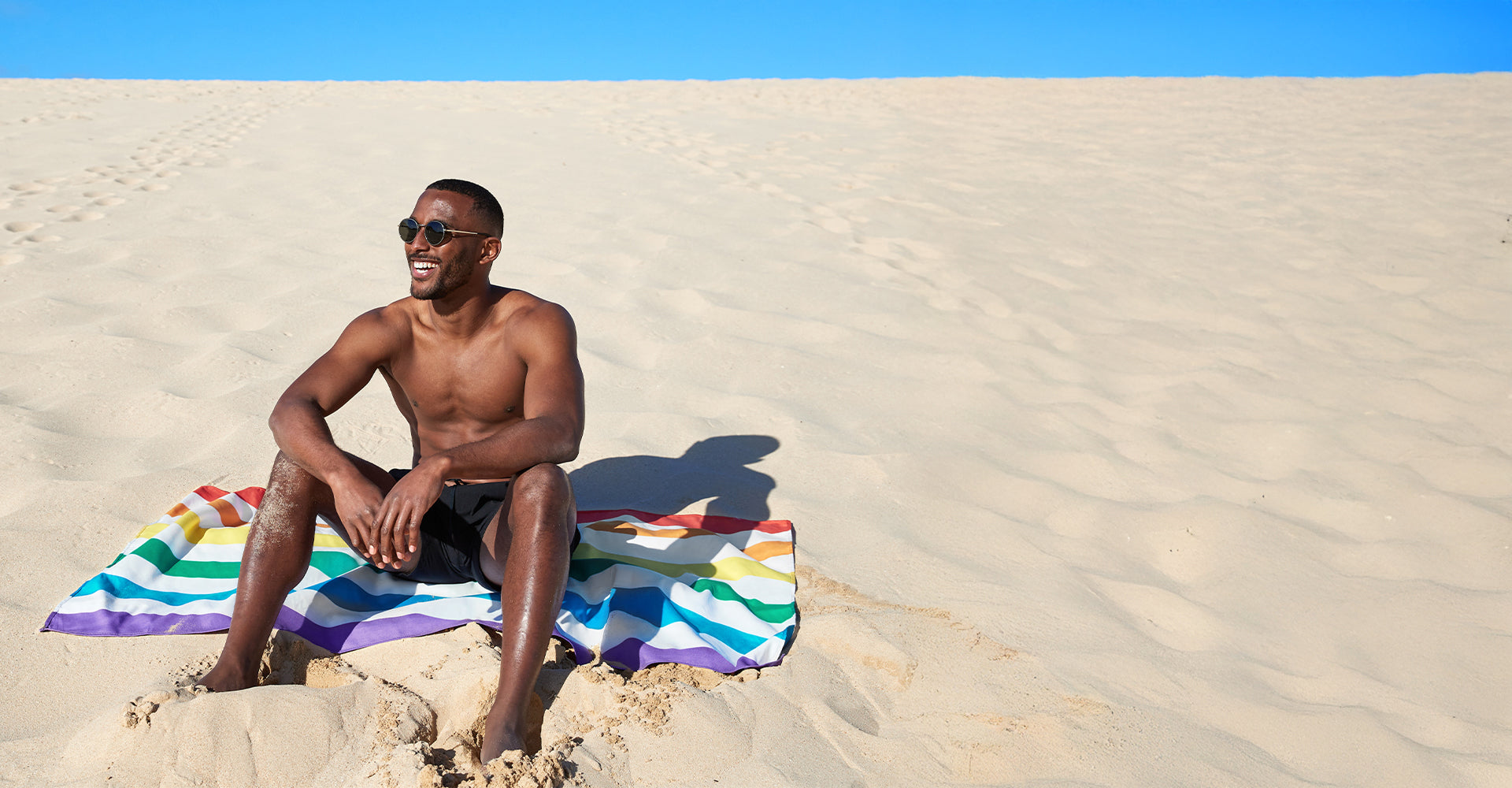 Dock & Bay Quick Dry Towel - Rainbow Skies